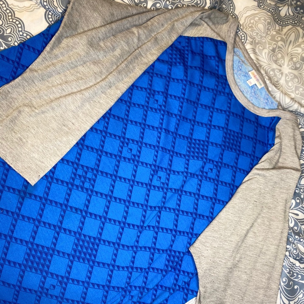 LuLaRoe Randy tee- sz XL